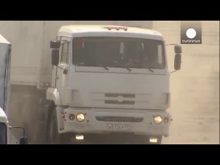 humanitarian convoy from russia stopped near the border with ukraine
