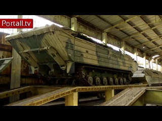 news of ukraine today. about 25 amphibious tanks from the lugansk militia.