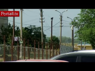 news of ukraine today. snipers fire on civilians in lugansk